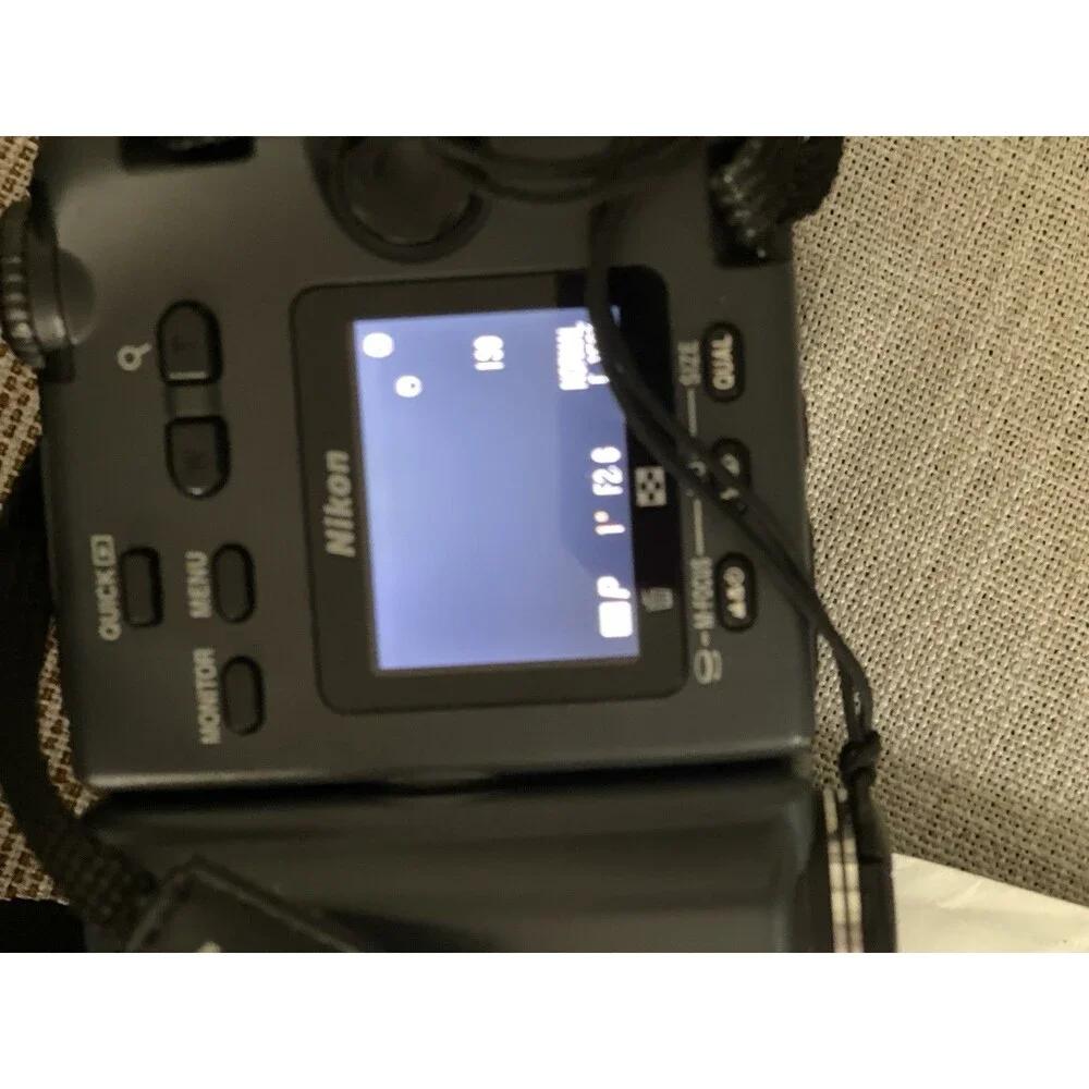 Nikon Coolpix P1x995 Black Camera bundle With Extras Ships From USA